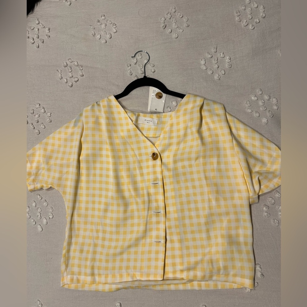 Cropped lightweight blouse